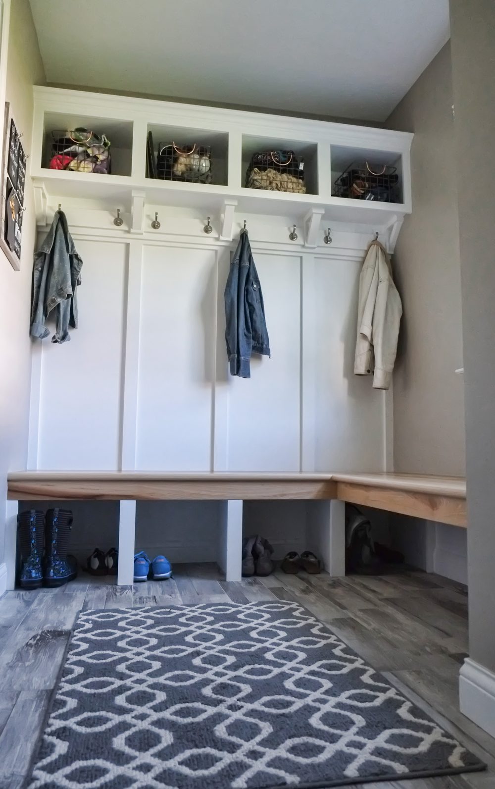 Custom built-in mudroom lockers and bench